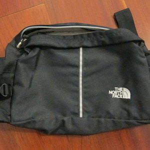 🔥 🔥North Face Vintage 2000's Large Lumbar Waist Hiking Fanny Pack Black White